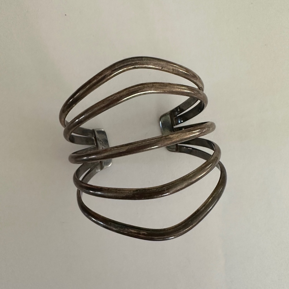 Vintage sterling silver 5-bar bracelet.